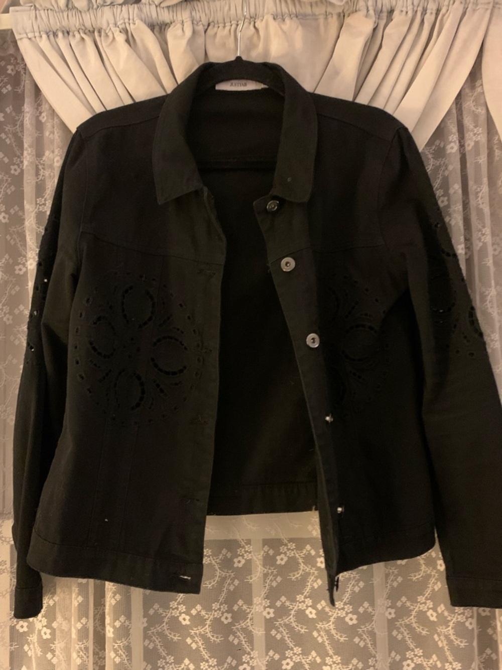 ❤️5 for $20❤️JustFab Black Jean Jacket Laser-Cut